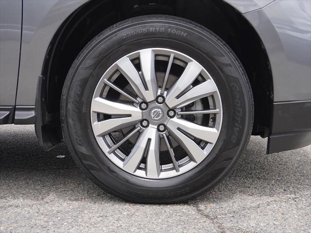 used 2020 Nissan Pathfinder car, priced at $18,390