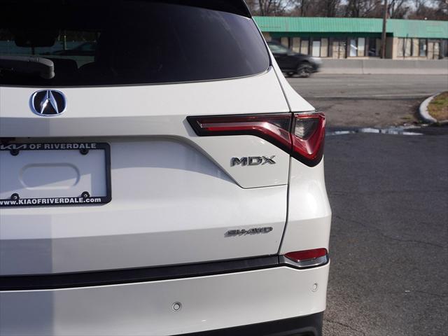 used 2022 Acura MDX car, priced at $35,495