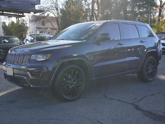 used 2018 Jeep Grand Cherokee car, priced at $18,290