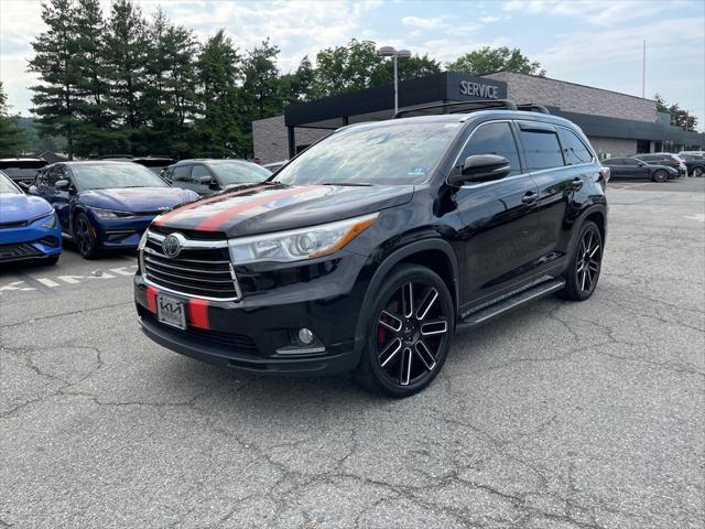 used 2015 Toyota Highlander car, priced at $19,290