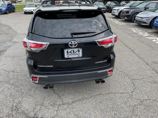 used 2015 Toyota Highlander car, priced at $19,290