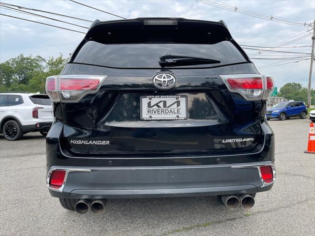 used 2015 Toyota Highlander car, priced at $19,290