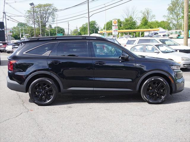 used 2022 Kia Sorento car, priced at $22,995