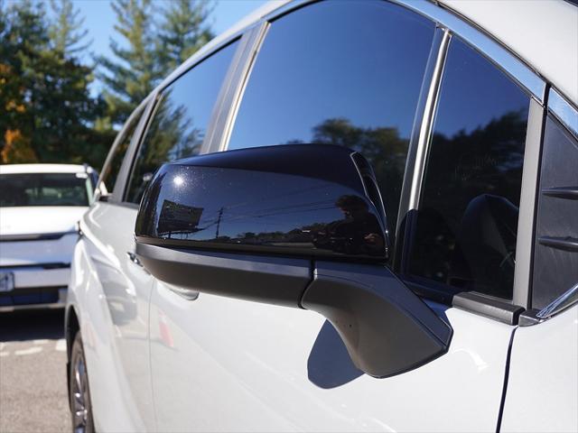 used 2024 Toyota Sienna car, priced at $51,995