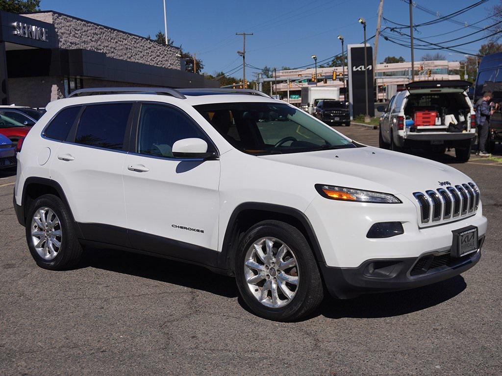 used 2014 Jeep Cherokee car, priced at $9,399