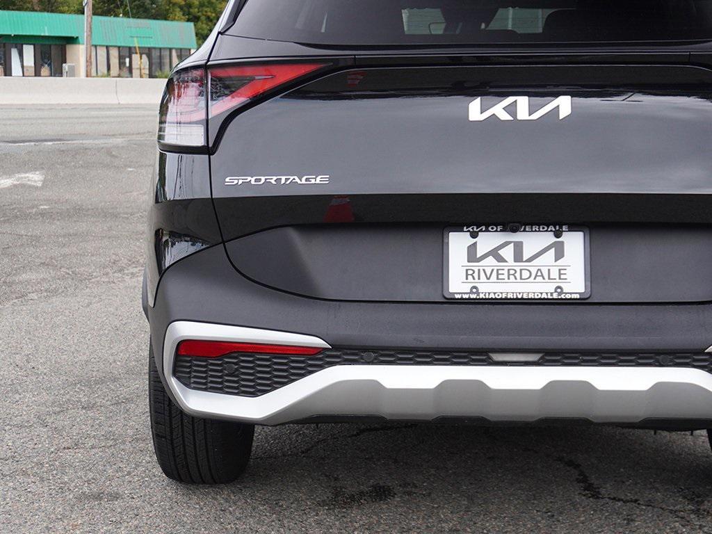 used 2023 Kia Sportage Hybrid car, priced at $20,490