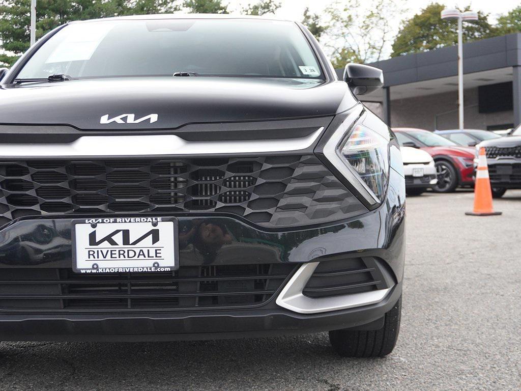 used 2023 Kia Sportage Hybrid car, priced at $20,490