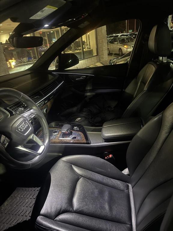 used 2018 Audi Q7 car, priced at $17,154
