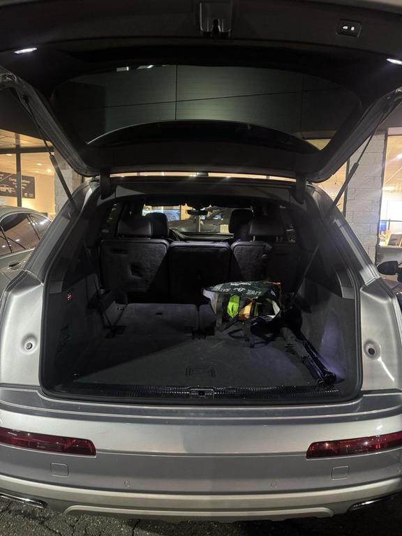 used 2018 Audi Q7 car, priced at $17,154