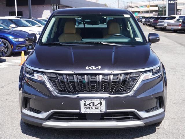 used 2024 Kia Carnival car, priced at $35,378