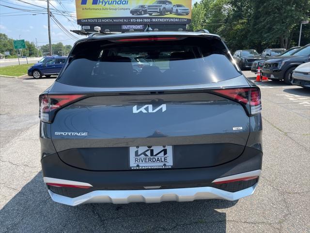 used 2024 Kia Sportage Hybrid car, priced at $31,290