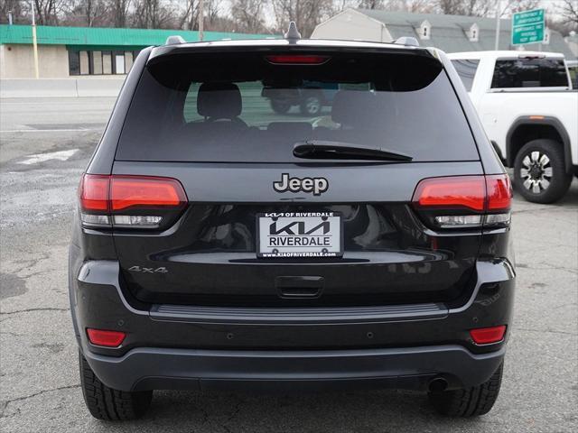 used 2016 Jeep Grand Cherokee car, priced at $16,490