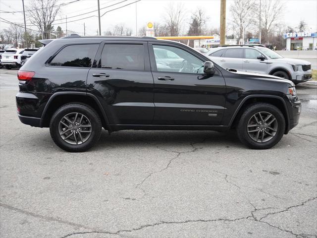 used 2016 Jeep Grand Cherokee car, priced at $16,490