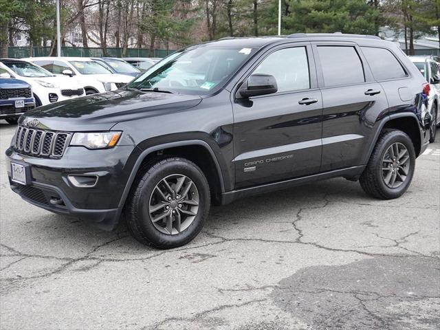 used 2016 Jeep Grand Cherokee car, priced at $16,490