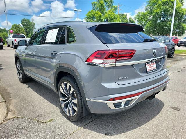 used 2021 Volkswagen Atlas Cross Sport car, priced at $25,999