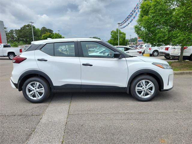 new 2025 Nissan Kicks car, priced at $23,760