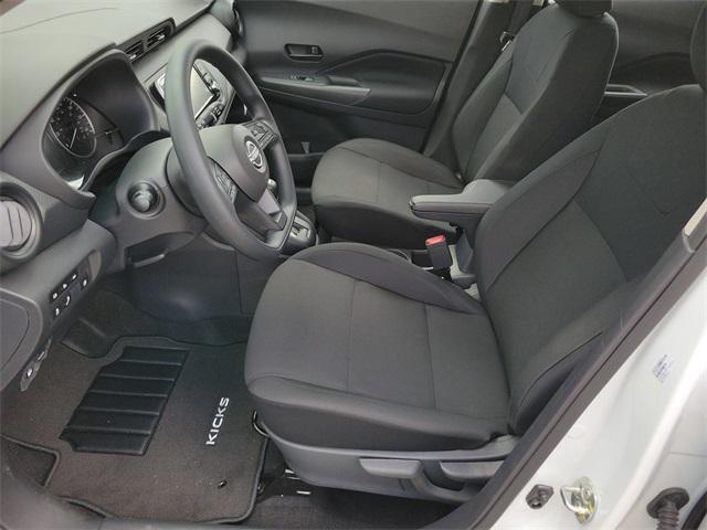 new 2025 Nissan Kicks car, priced at $23,850