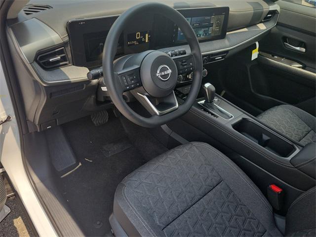 new 2025 Nissan Kicks car, priced at $27,360