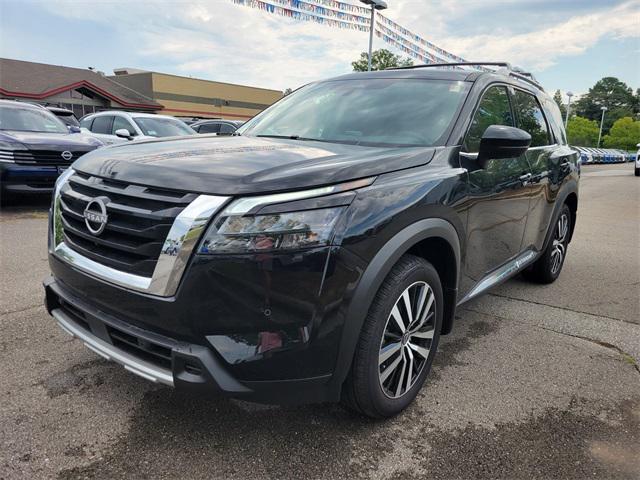 new 2025 Nissan Pathfinder car, priced at $52,605