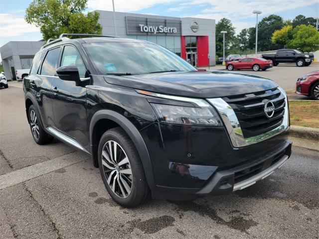 new 2025 Nissan Pathfinder car, priced at $52,605