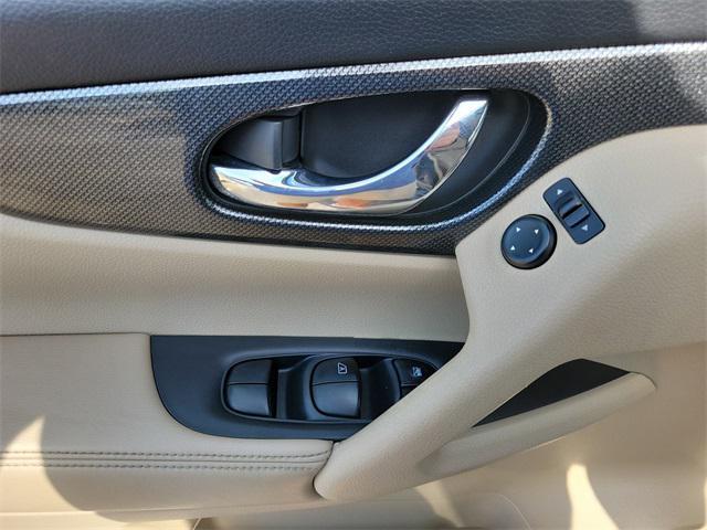 used 2016 Nissan Rogue car, priced at $9,959