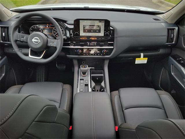 new 2025 Nissan Pathfinder car, priced at $48,005