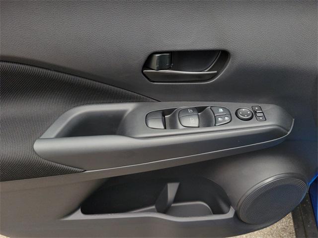 new 2025 Nissan Kicks car, priced at $23,760