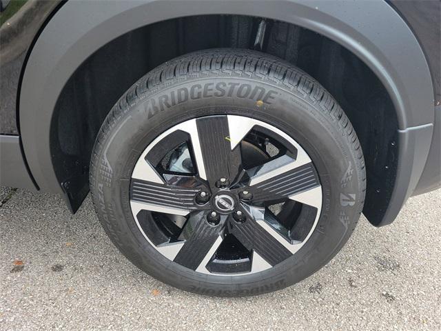 new 2025 Nissan Kicks car, priced at $26,498