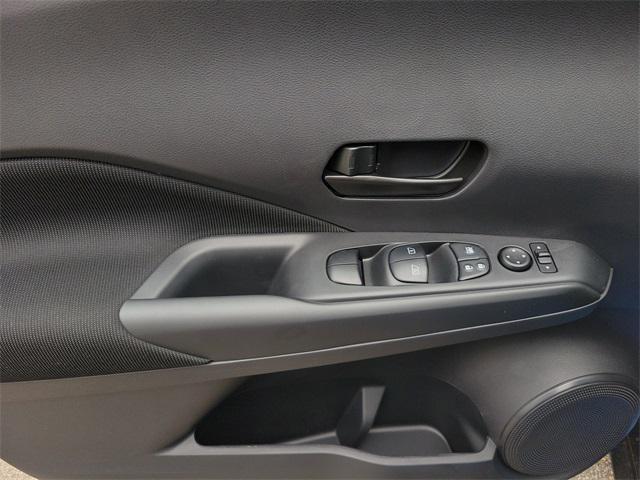new 2025 Nissan Kicks car, priced at $23,850