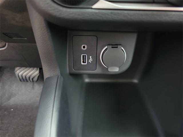 new 2025 Nissan Kicks car, priced at $23,850