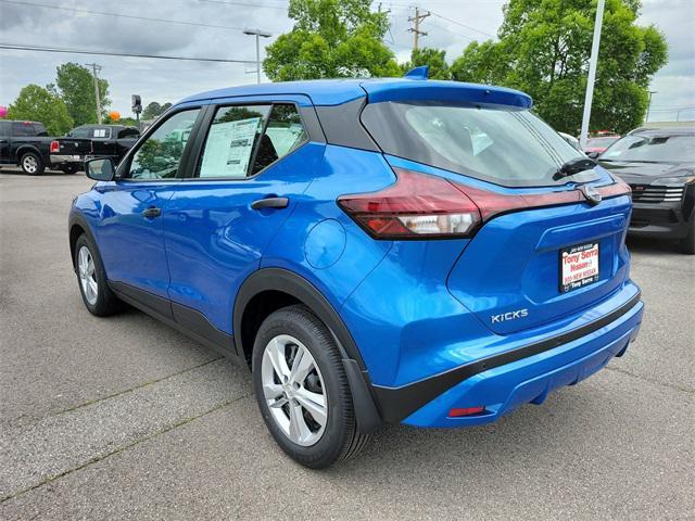 new 2025 Nissan Kicks car, priced at $23,850