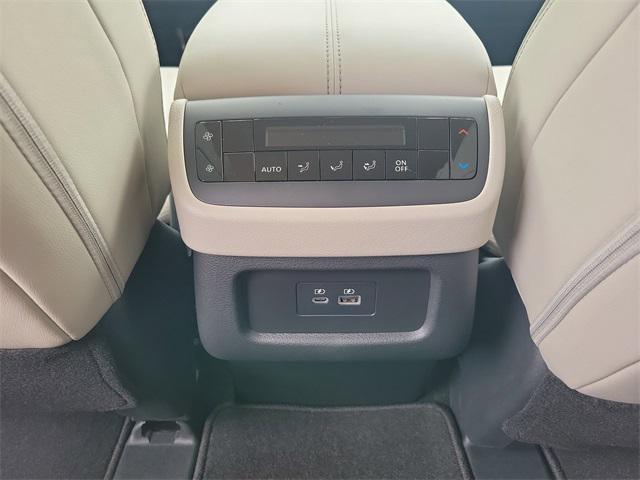 new 2025 Nissan Pathfinder car, priced at $44,475