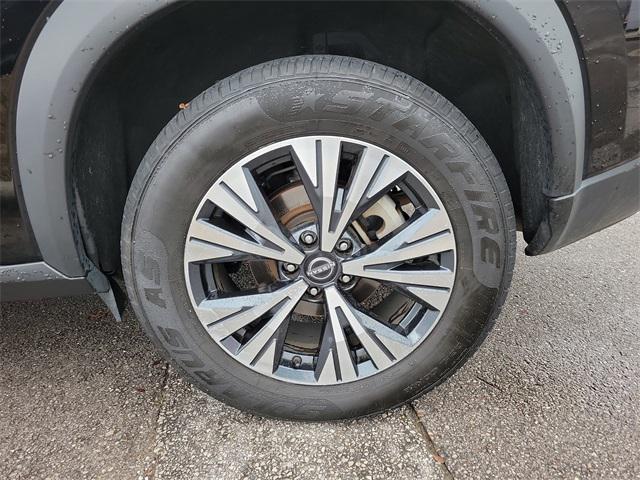 used 2023 Nissan Rogue car, priced at $21,994