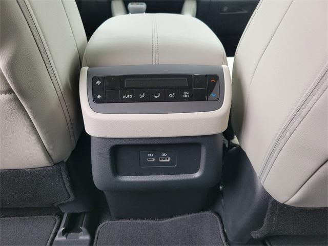 new 2025 Nissan Pathfinder car, priced at $44,586