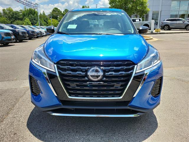 new 2025 Nissan Kicks car, priced at $23,425