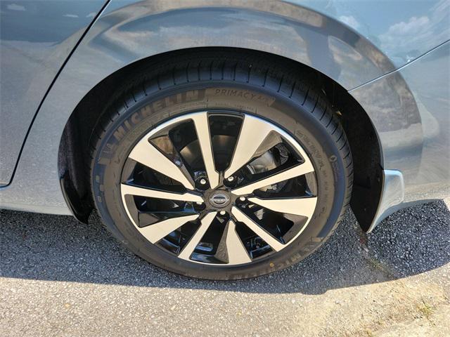 new 2025 Nissan Sentra car, priced at $28,065
