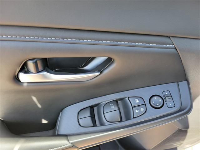 new 2025 Nissan Sentra car, priced at $23,180