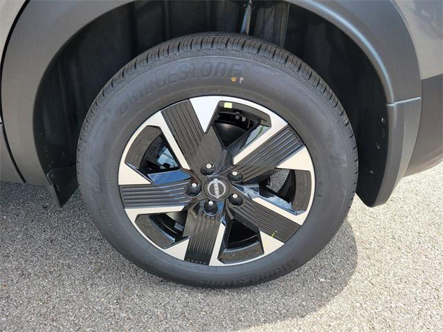 new 2025 Nissan Kicks car, priced at $27,180