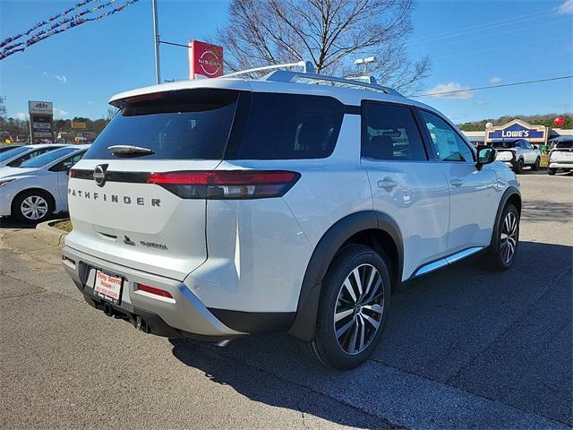 new 2025 Nissan Pathfinder car, priced at $49,017