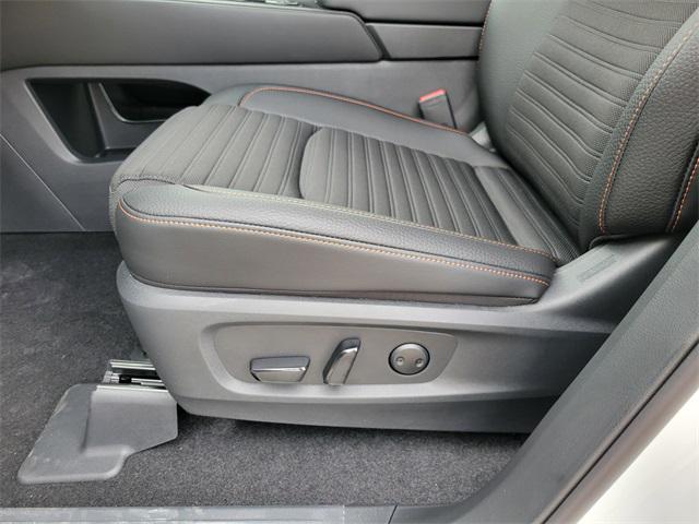 new 2025 Nissan Pathfinder car, priced at $42,620
