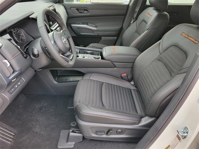 new 2025 Nissan Pathfinder car, priced at $42,620
