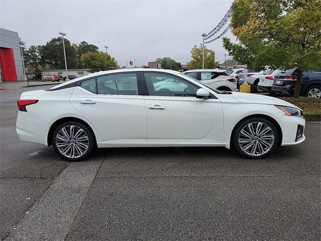 new 2025 Nissan Altima car, priced at $36,105