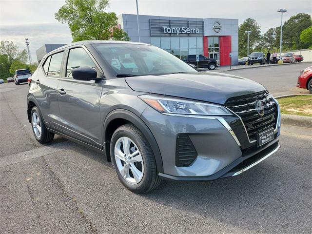 new 2025 Nissan Kicks car, priced at $22,980