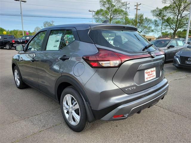 new 2025 Nissan Kicks car, priced at $22,980