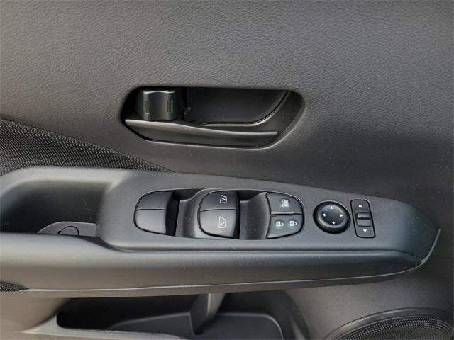 new 2025 Nissan Kicks car, priced at $22,980