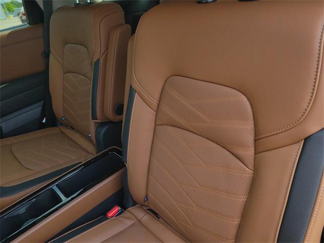 new 2025 Nissan Pathfinder car, priced at $54,035