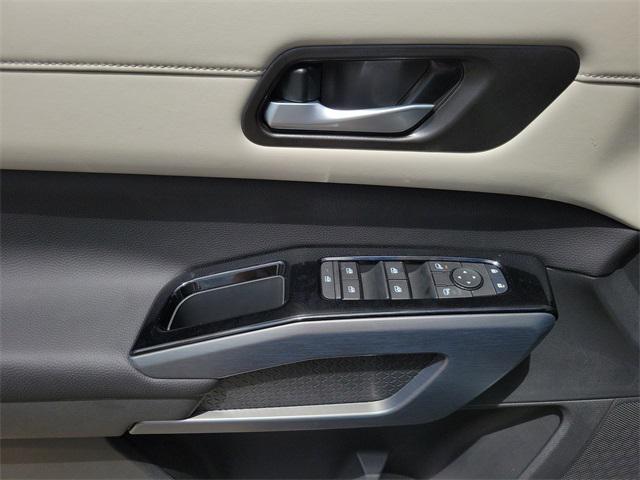 new 2025 Nissan Pathfinder car, priced at $44,592