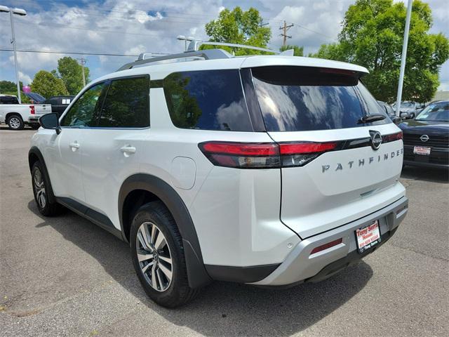 new 2025 Nissan Pathfinder car, priced at $44,592