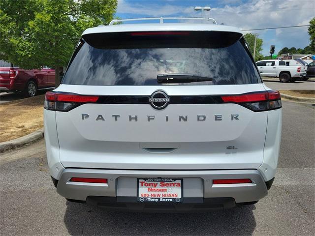 new 2025 Nissan Pathfinder car, priced at $44,592
