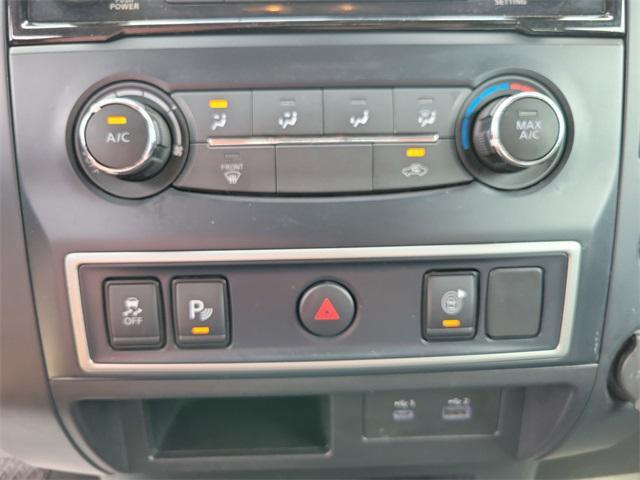 used 2023 Nissan Titan car, priced at $32,989